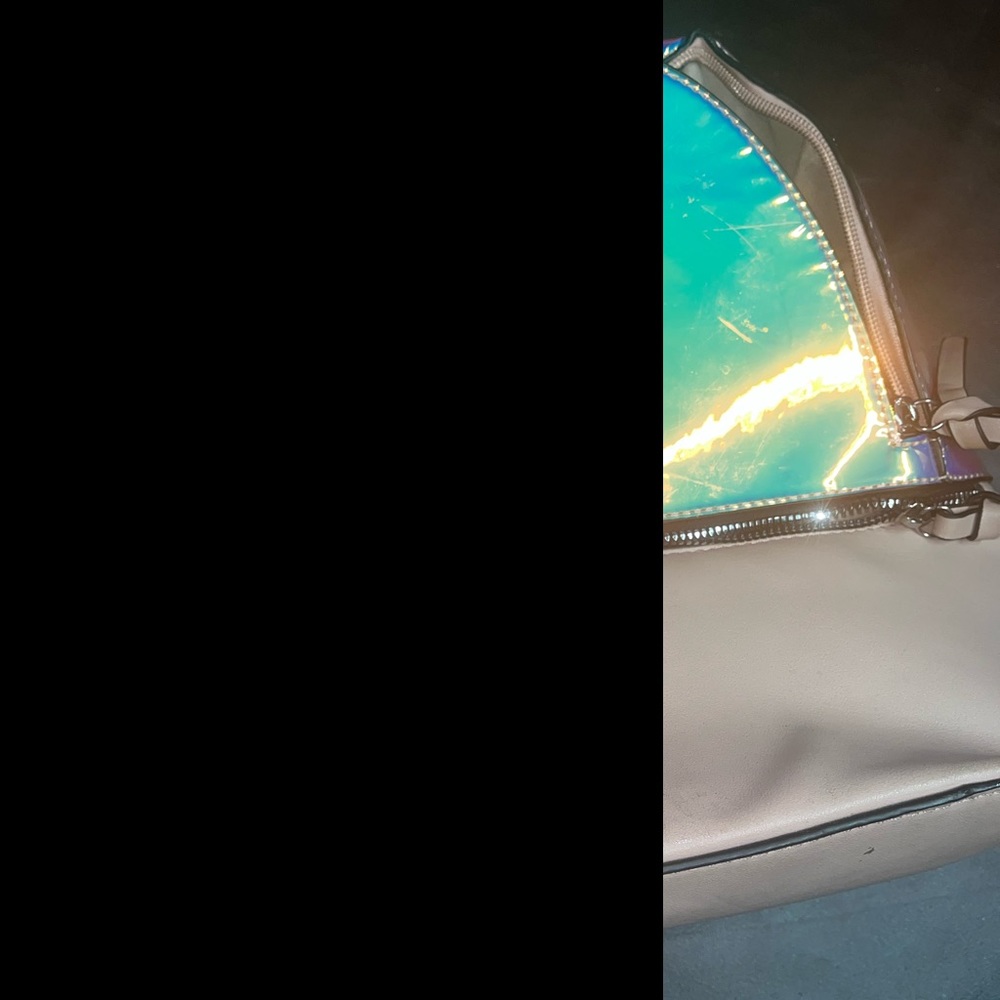 Purses - Picture 8 of 9